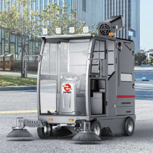 Electric Fully Enclosed Wheel Sweeper - Capacity: 20