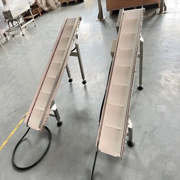 Take Off Conveyor - Stainless Steel, Belt Width: 200 Mm, Belt Length: 1000 Mm, Height: 800 Mm | Motor Power: 40 W, 1 Year Warranty, Ideal For Food Items