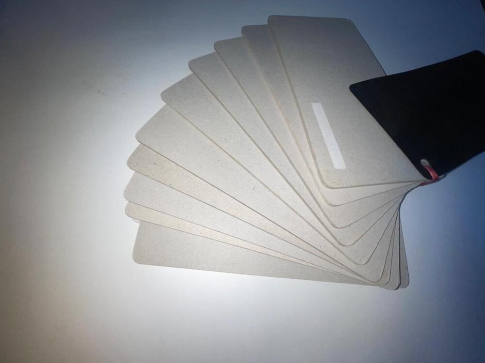 White Kappa Board - Duplex Board, 1mm Thickness, Off-white Color | Greaseproof, Nil Moisture Content, Versatile For Food Packaging