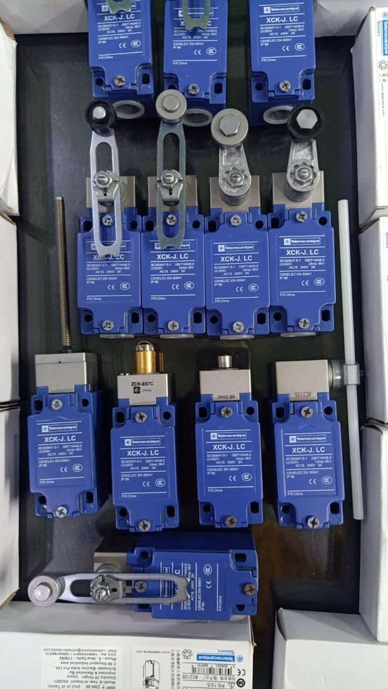 TELEMECANIQUE LIMIT SWITCH,XCK-J.LC