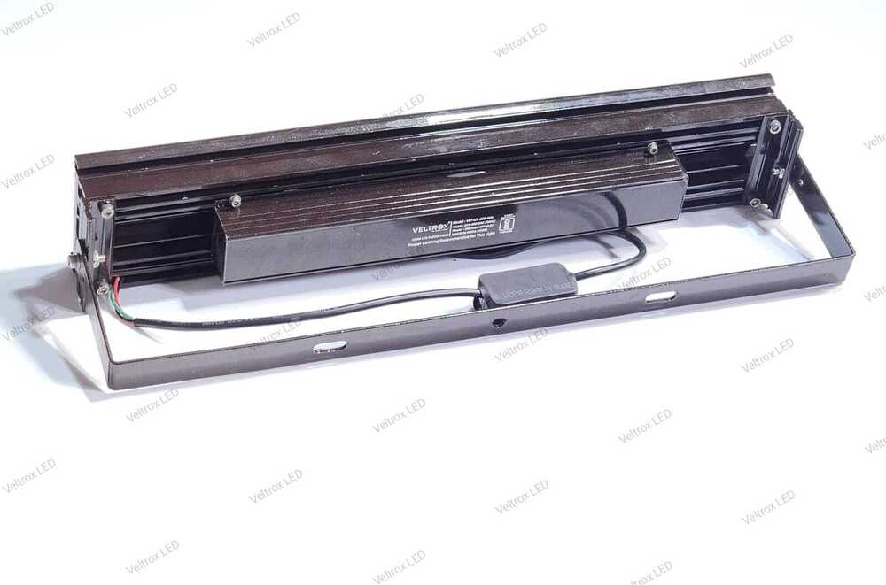 Indoor Sports Light - Features: Good Quality