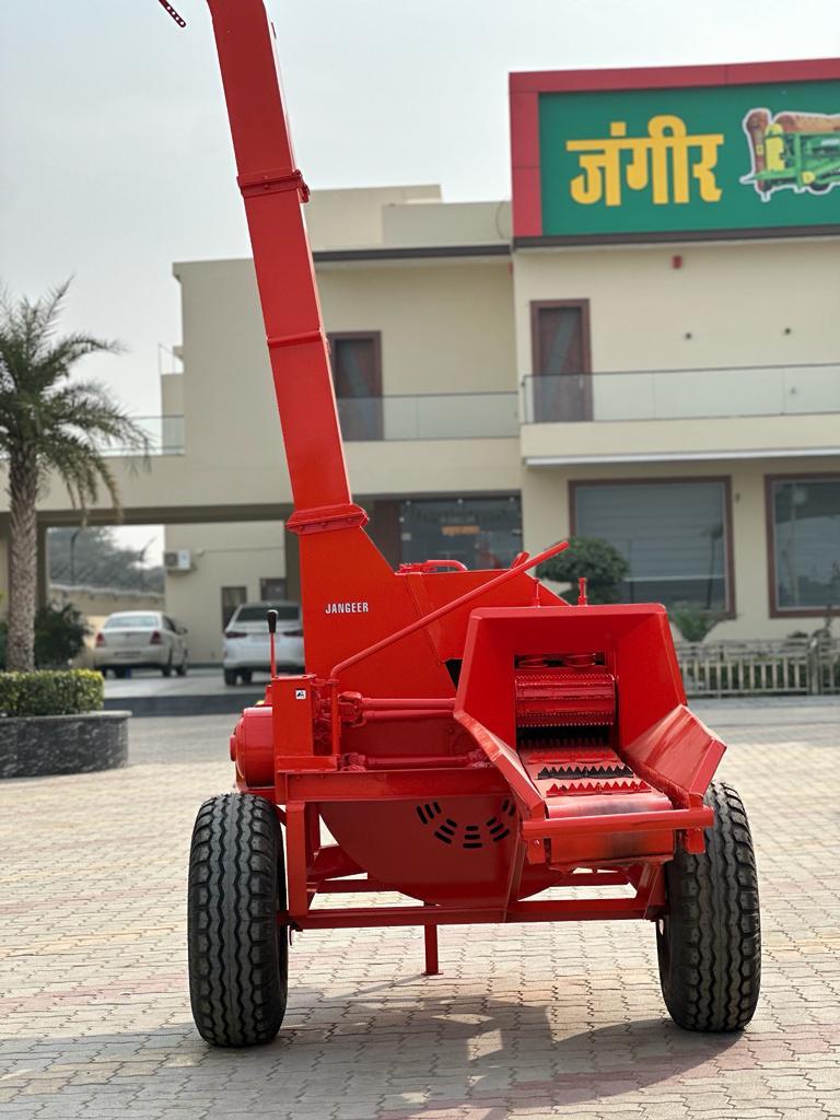 Chaff Cutter - Steel, 2x1x1 M, Orange | 5 Hp Power, 1000kg/hr Capacity, 500 Kg Weight, Ideal For Animal Feed Enhancement