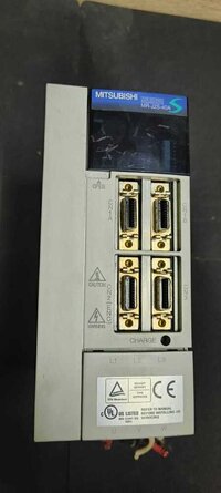 Mitsubishi Ac Servo Mr-j2s-40a - 400w, Input: 2.6a 3ph + 1ph (200-230v 50/60hz), Output: 170v 0-360hz 2.8a | Ip55 Protection Level, Power Supply Application, Rated Voltage: 220-240v