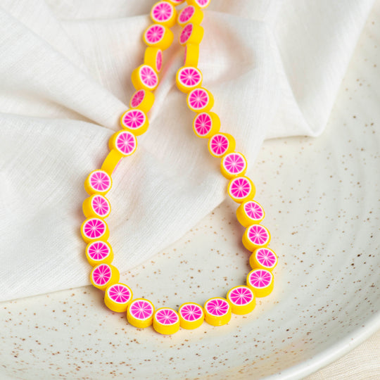 रंगीन फलों की पॉलीमर क्ले फिमो बीड्स | आकार: 6 मिमी (चौड़ाई) मोटाई 2 मिमी