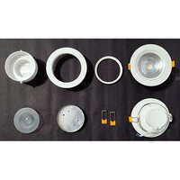 SKD 12watt LED Focus Light