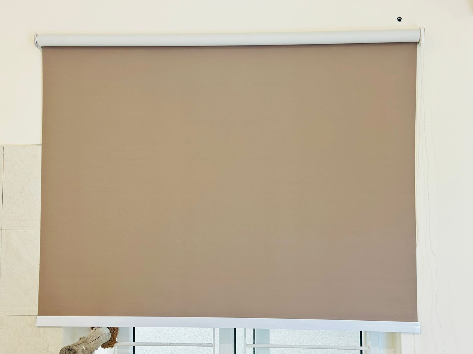 Window Roller Blinds For Window - Modern Design, Various Colors Available | Tailored For Optimal Interior Furnishing Solutions, Plain Style