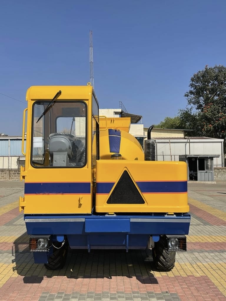 Truck Mounted Self Loading Concrete Mixer