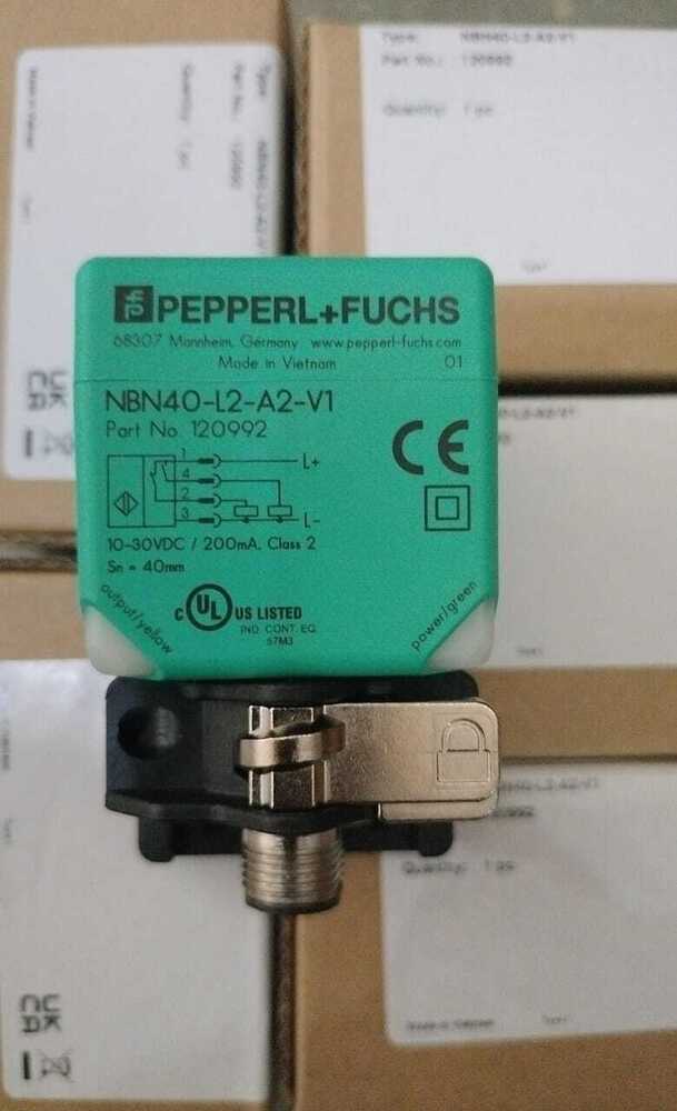 PEPPERL +FUCHS INDUCTIVE PROXIMITY SENSOR,NBN40-L2-A2-V1
