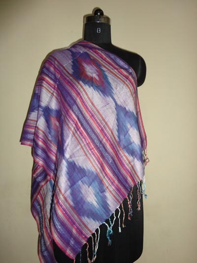 ट्रेंडिंग स्टोल्स