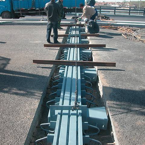 MODULAR EXPANSION JOINT