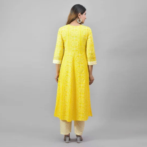Ladies Yellow Printed A Line Suit Set - Color: Pink And White
