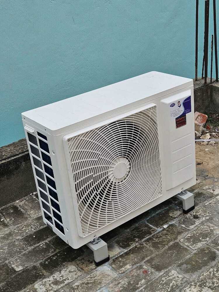Ahata Industries - 10x10x10 Ft Freezer Room, White Color, -18 To -22â°c Operating Range, 1.6w Power Consumption, 89 Kg Weight, 1 Year Warranty