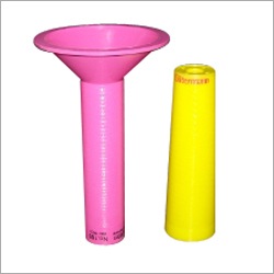 बड़े प्लास्टिक के शंकु