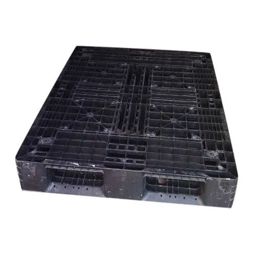 Black Plastic Pallet