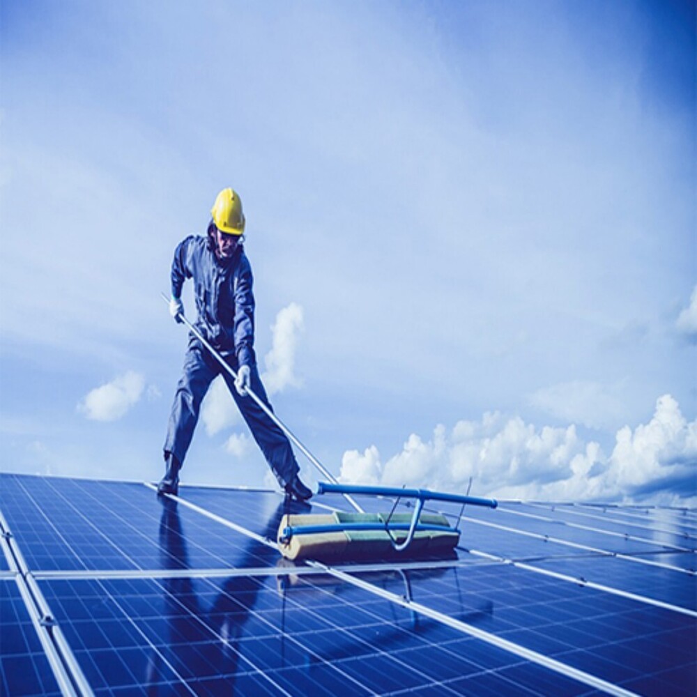 Commercial Solar Panel Maintenance Service