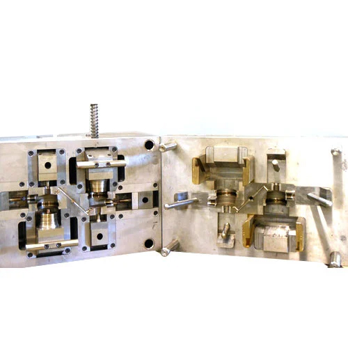 Injection Moulding Dies