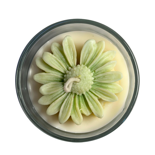 Daisy Candle