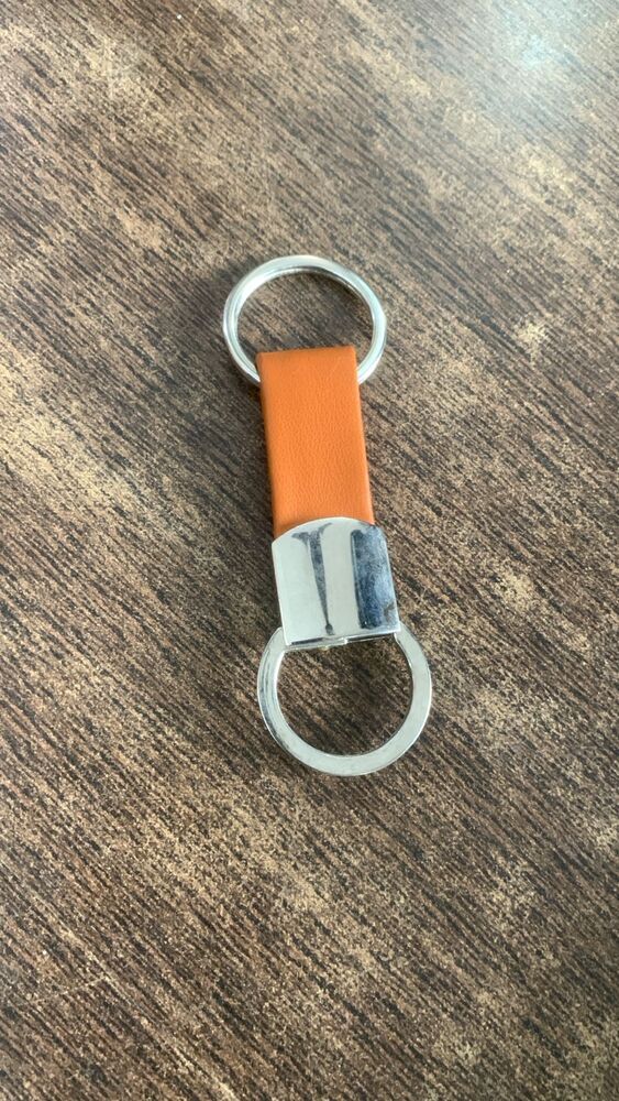 Key Chain - Color: Black And Silver