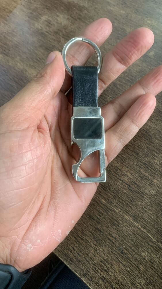 Key Chain - Color: Black And Silver