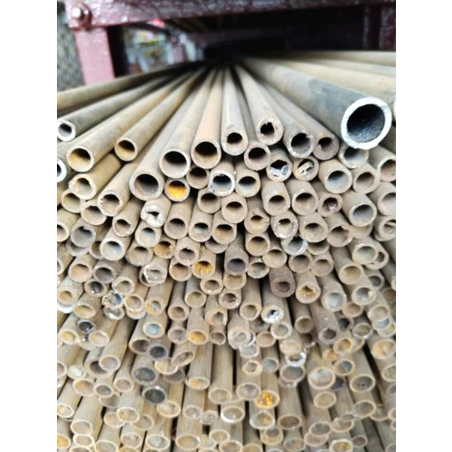 Round Pipe - Stainless Steel Seamless Pipe | Multiple Grades, Manual Polish Surface Finish, Highly Durable Alloy