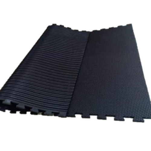 Interlocking Cow Mat - Back Material: Anti-Slip Latex