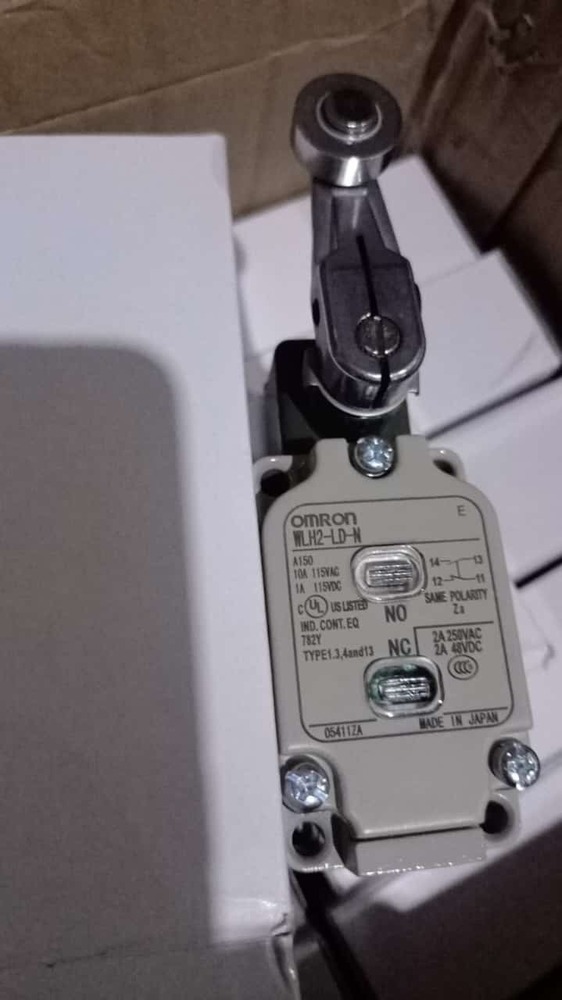 OMRON LIMIT SWITCH,WLCA12-LD