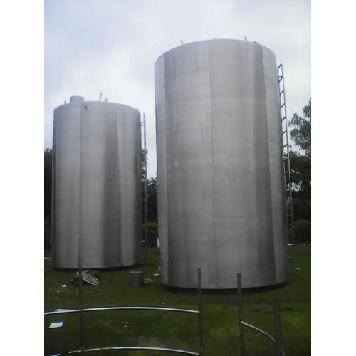 Milk Storage Tank And Silo - Color: Silver