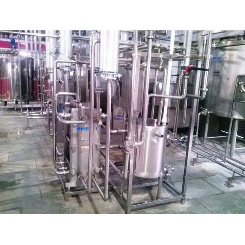 Stainless Steel Milk Chilling Plant - Color: Silver