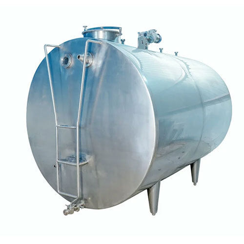 Horizontal Milk Storage Tank - Color: Silver