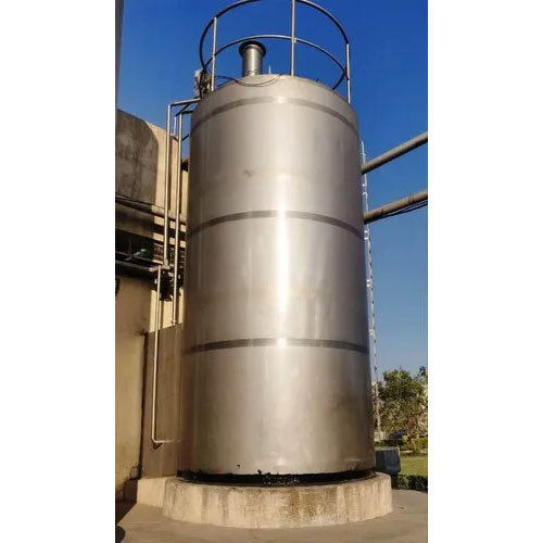 Stainless Steel Milk Silo - Color: Silver