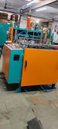 Double Die Buffet Plate Making Machine.