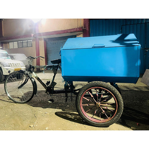 Sky Blue Tricycle Garbage Rickshaw - Load Capacity: 500-1000  Kilograms (Kg)