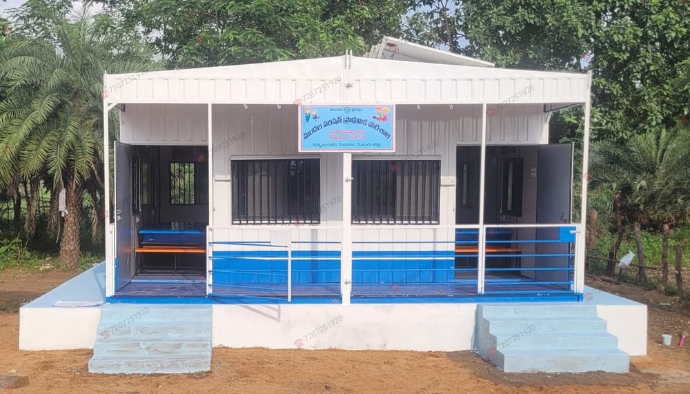 Portable School Container - Color: White
