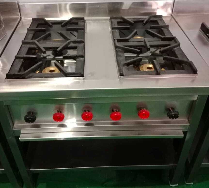 Restaurant Set Up