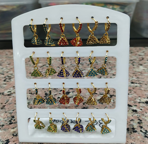 Ladies Fancy Earrings - Gender: Women