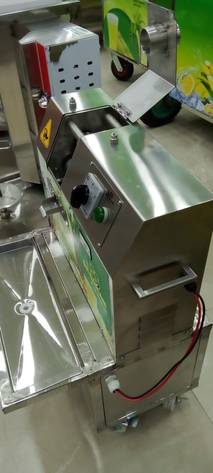 304 Battery Operated Sugarcane Machine - Origin: India