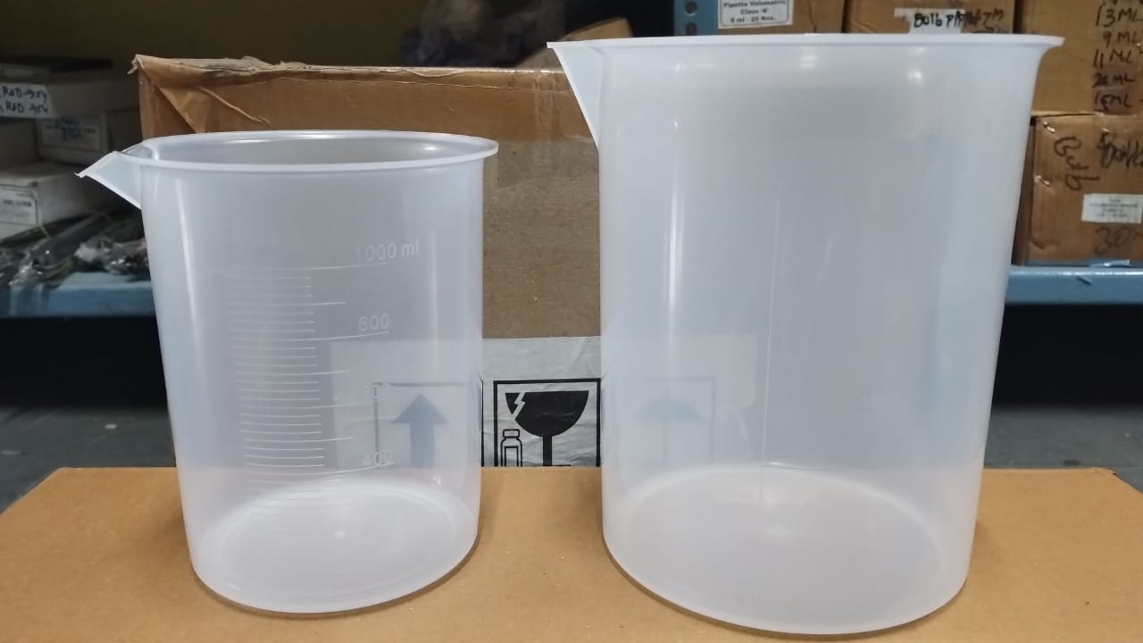 Plastic Beakers