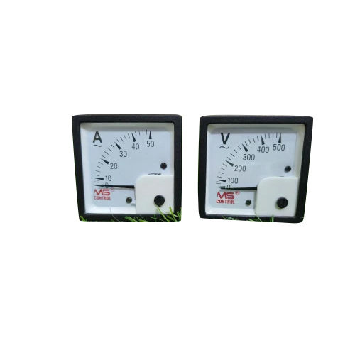 500V Analog Panel Meter - Color: White