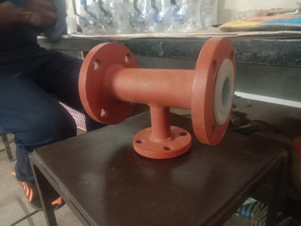 पीएफए लाइन वाला कोहनी - कसक प्लास्टिक वाल्वस