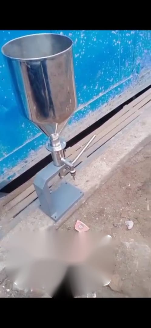 Cream Filling Machine