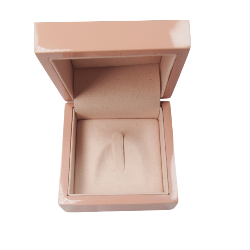 Waltz Wooden jewelry ring box with rounded corners bespoke gift box