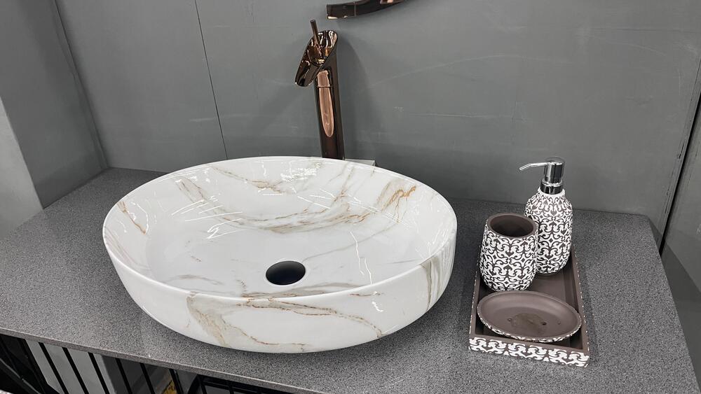 Ceramic Wash Basin Imported - Color: White