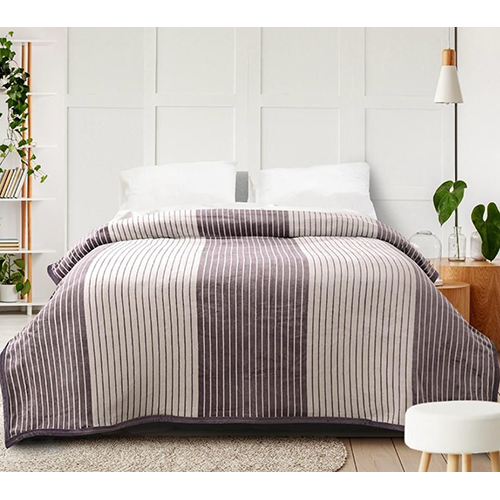 Designer Stripe Double Quilt - Material: 100% Polyester