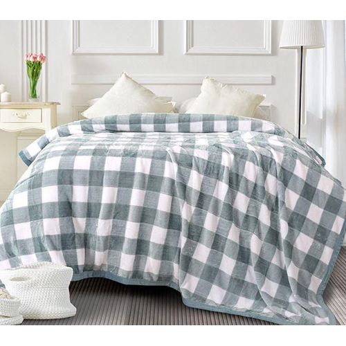 Designer Check Double Quilt - Material: 100% Polyester