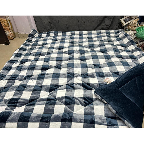 Winter Check Double Quilt - Material: 100% Polyester