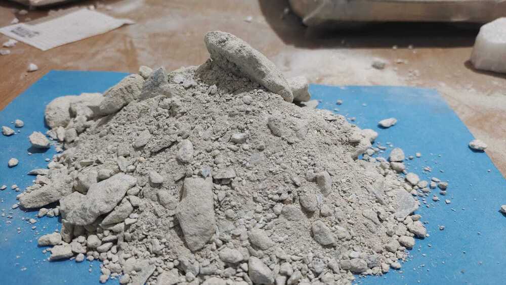 Talc Saw Ddt Raw Crushed - Application: Construction And Industrial