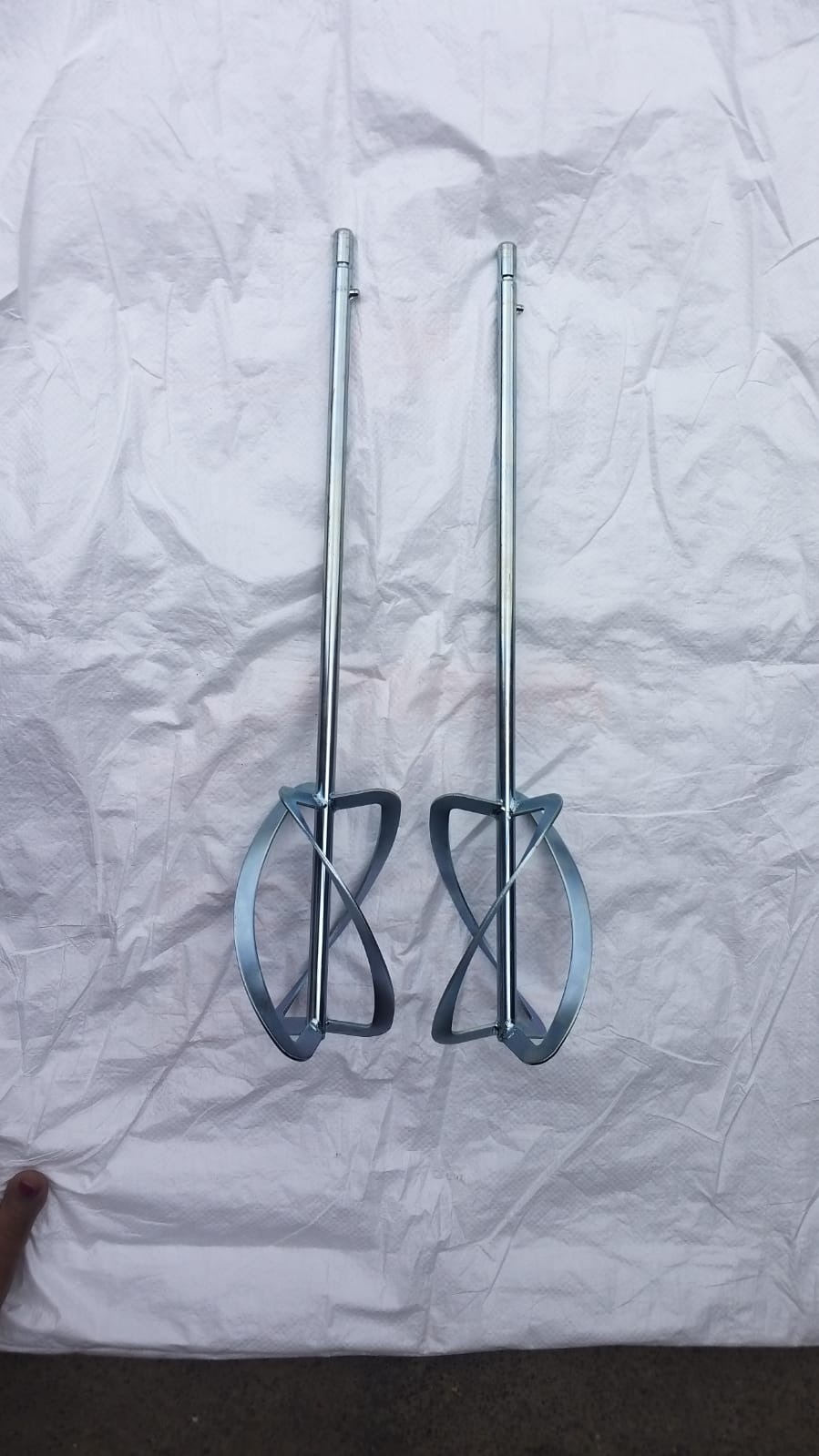 Hand Mixer - Attributes: Easy To Operate