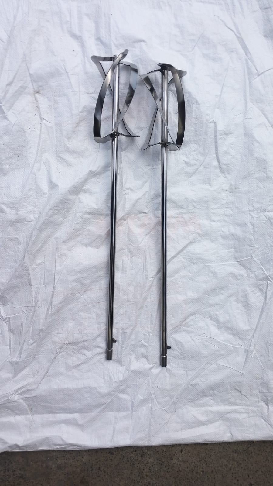 Hand Mixer - Attributes: Easy To Operate
