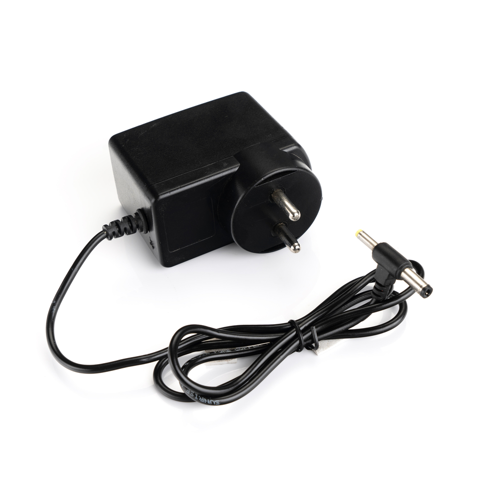 5v 2a Dc Power Adapter - Color: Black