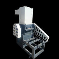 20 Inch Pet Bottle Grinder Machine - Mild Steel, 21x18 Inch, Available In Any Color | 30 Hp Motor, 200 Kg/hr Capacity, Semi-automatic, Frequency Speed Control, 6 Month Warranty